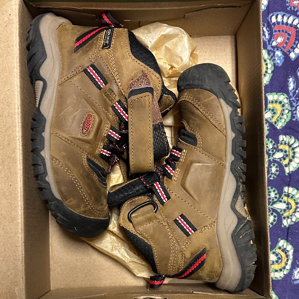 Keen Kids Tan and Black Adventure Boots